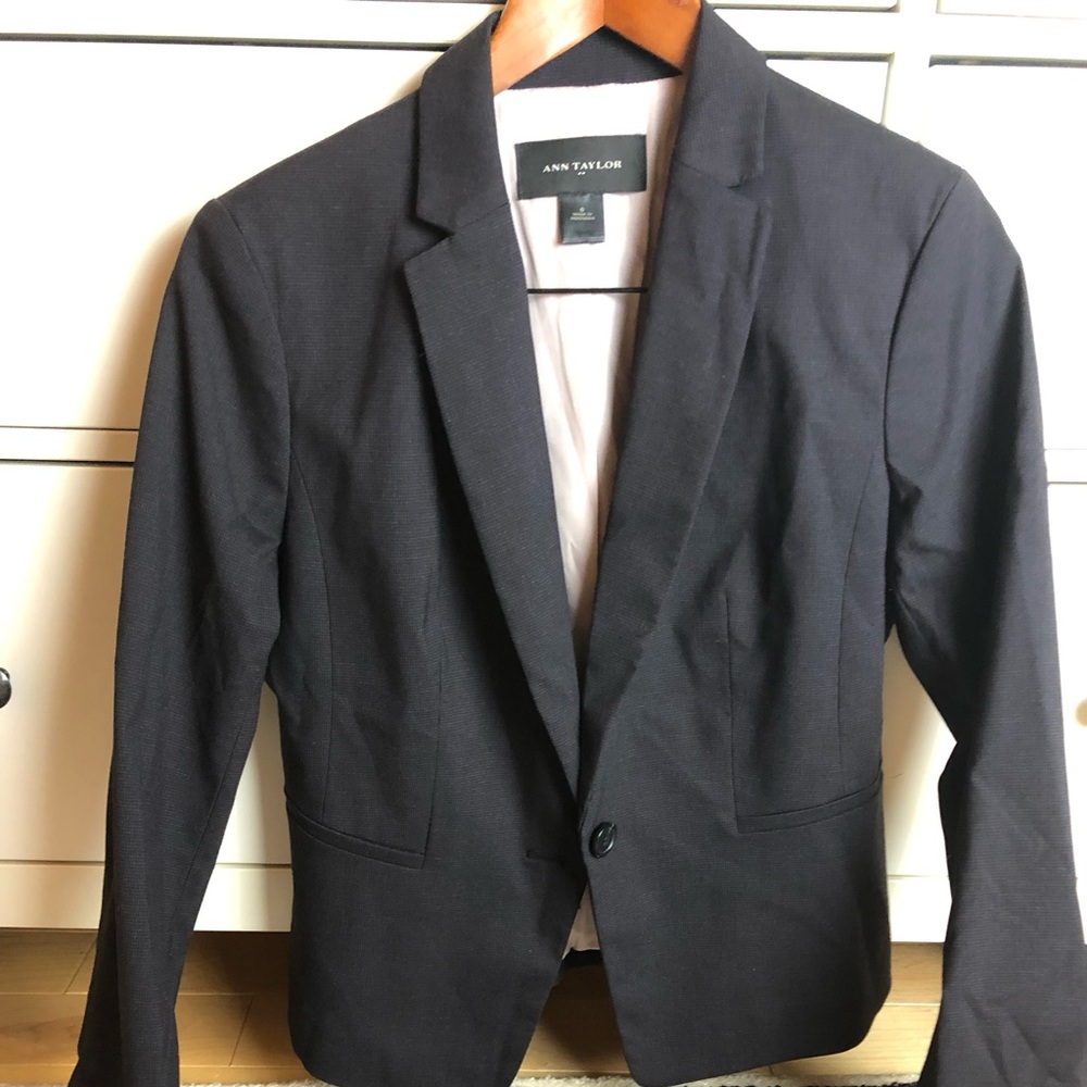 Ann Taylor Blazer Size 6 Barely Worn